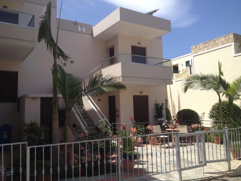 Kallitsakis Beach Platanias  Bagian luar foto